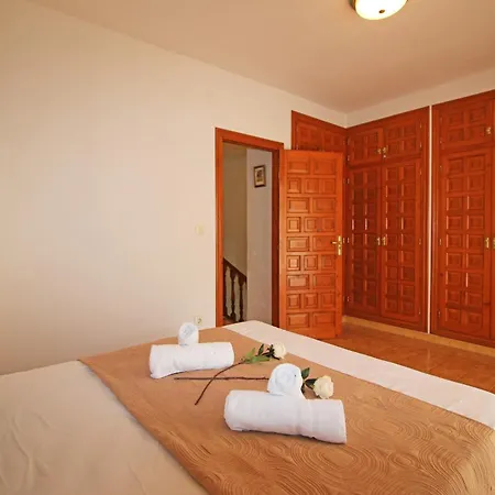Holiday home Residencial Tropicana